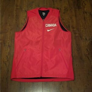 EUC Nike Canada Red Warm Up Vest